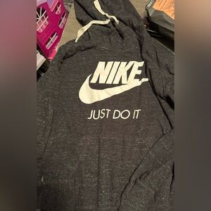 Nike Pullover/Hoodie Women’s Size Large